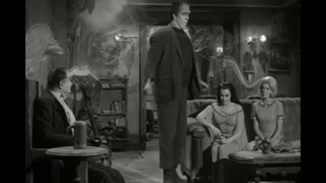 Munsters - 1x27 - Munster On The Move