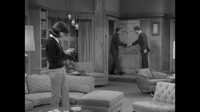 Dick Van Dyke - 5x29 - Love Thy Other Neighbor