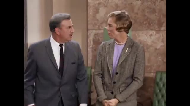 Beverly Hillbillies - 5x22 - Elly Comes Out