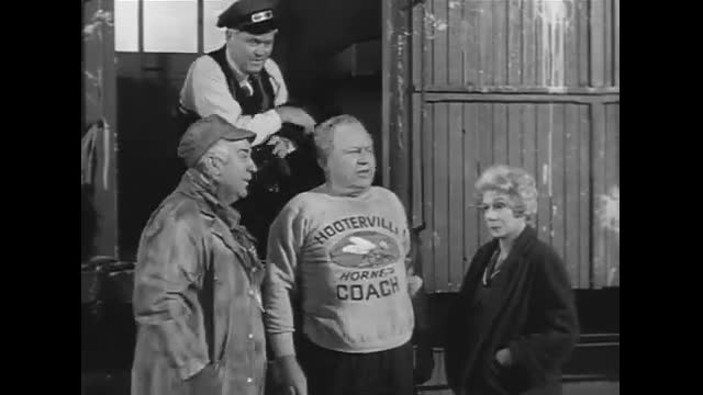 Petticoat Junction - 1x10 - Bedloe Strikes Again