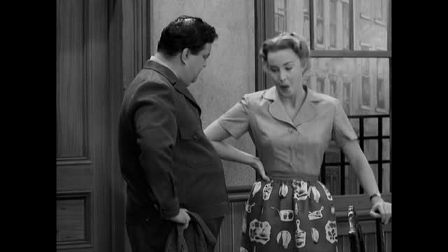 The Honeymooners - 1x4 - A Woman's Work Is Never Done