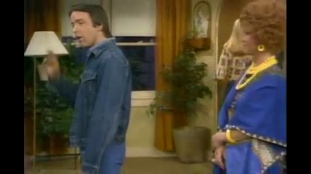 Three's Company - 1x2 - And Mother Makes Four
