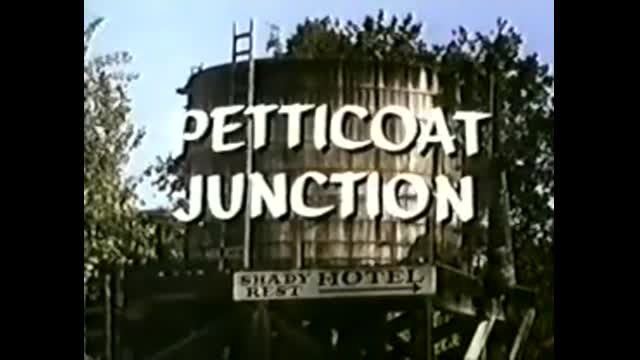 Petticoat Junction - 3x7 - A Doctor In The House