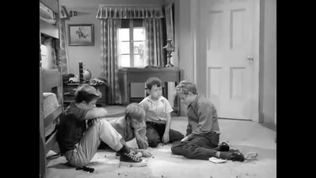 Leave It To Beaver - 1x9 - The Clubhouse