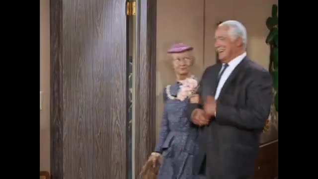 Beverly Hillbilllies - 5x11 - Granny Lives It Up