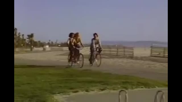 Three's Company - 2x5 - Chrissy's Date