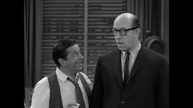 Dick Van Dyke - 3x14 - The Third One From The Left