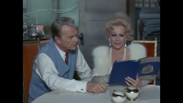 Green Acres - 6x15 - The Free Paint Job