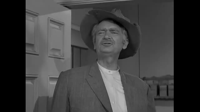 Beverly Hillbillies - 3x16 - Elly In The Movies
