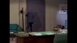 Beverly Hillbillies - 4x8 - The Courtship Of Elly
