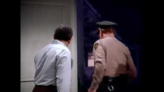 Happy Days - 3x9 - Fonzie The Flatfoot