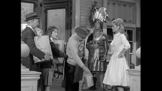 Petticoat Junction - 1x4 - Is There a Doctor in the Roundhouse?