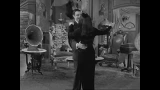Addams Family - 1x10 - Wednesday Leaves Home