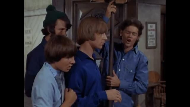 Monkees - 2x4 - Monkee Mayor