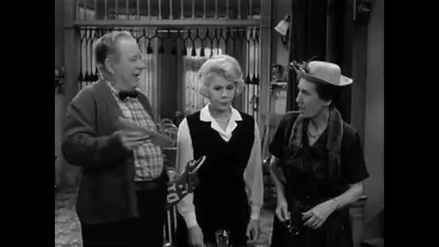 Petticoat Junction - 2x22 - Visit From The Governor