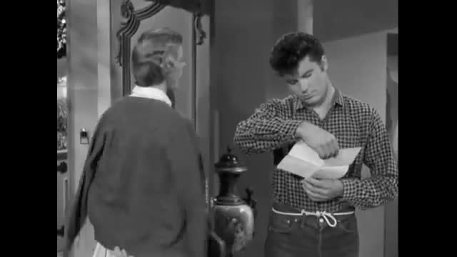 Beverly Hillbillies - 1x5 - Jed Buys Stock