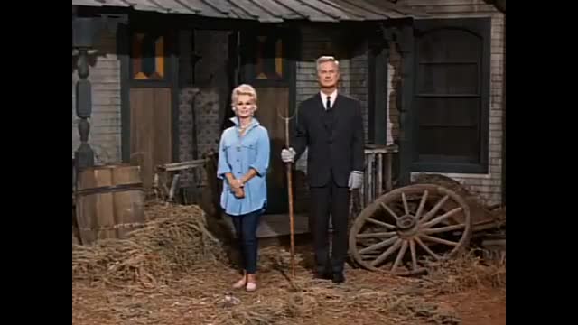Green Acres - 6x12 - The Liberation Movement