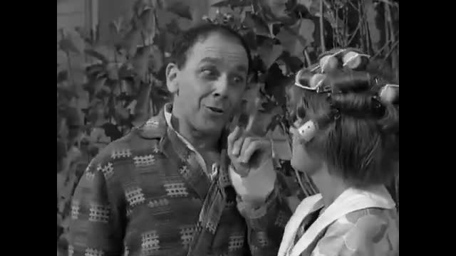 Beverly Hillbillies - 2x8 - The Clampetts Are Overdrawn