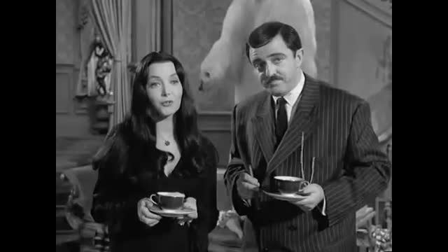 Addams Family - 2x20 - Ophelia Finds Romance