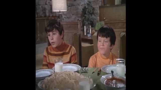 Brady Bunch - 1x23 - To Move Or Not To Move