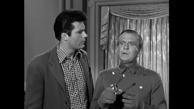 Beverly Hillbillies - 1x36 - Jethro's Friend