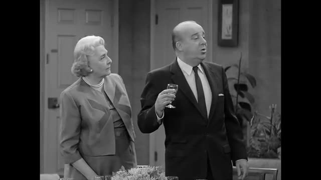 Dick Van Dyke - 3x25 - The Plots Thicken