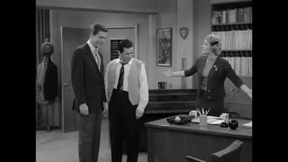 Dick Van Dyke - 2x29 - It's A Shame She Married Me
