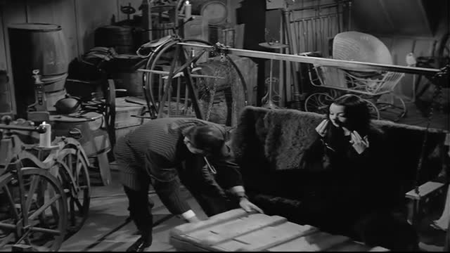 Addams Family - 2x19 - The Great Treasure Hunt