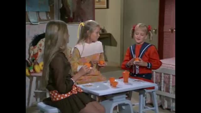 Brady Bunch - 2x24 - Tell It Like It Is