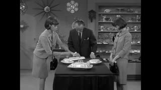 Dick Van Dyke - 5x18 - The Curse Of The Petrie People