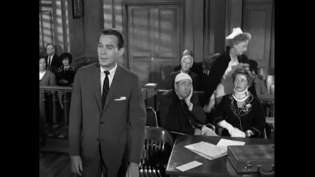 Beverly Hillbillies - 1x32 - The Clampetts In Court