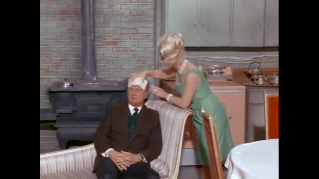 Green Acres - 2x30 - Music To Milk By