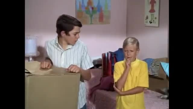 Brady Bunch - 1x6 - A Clubhouse Is Not A Home