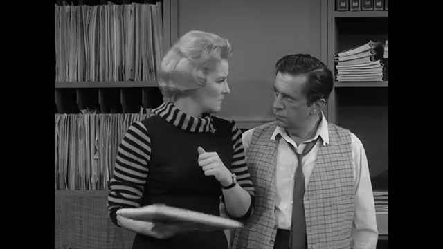 Dick Van Dyke - 4x29 - Baby Fat