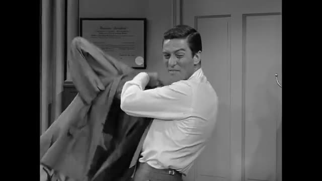 Dick Van Dyke - 2x12 - Gesundheit, Darling