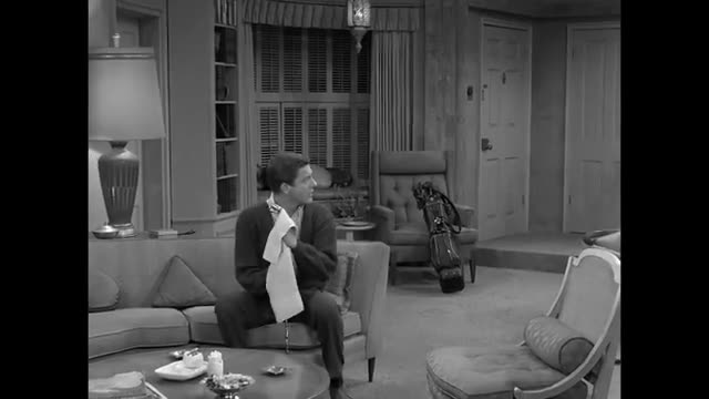 Dick Van Dyke - 3x17 - The Life And Love Of Joe Coogan