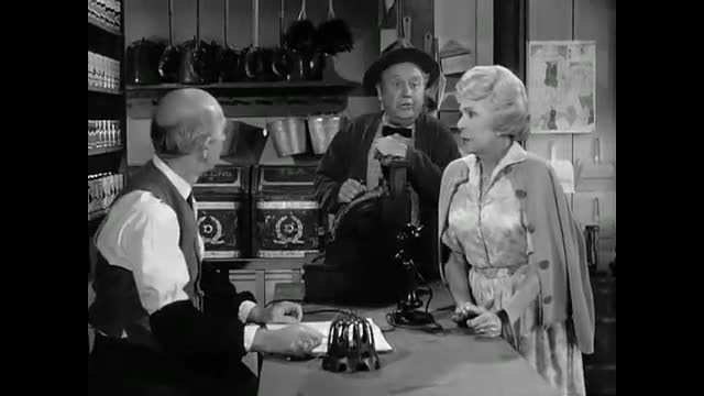 Petticoat Junction - 2x33 - There's No Stove Like An Old Stove