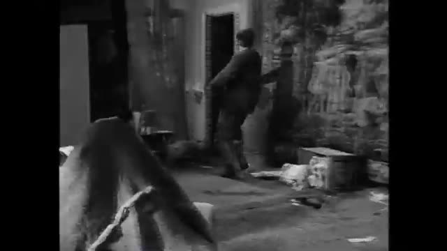 Dennis The Menace - 3x5 - Haunted House