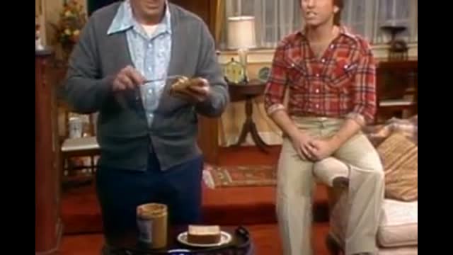 Three's Company - 2x15 - The Gift