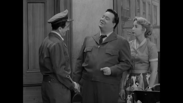 The Honeymooners - 1x3 - The Golfer