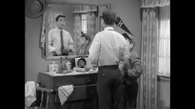 Leave It To Beaver - 2x28 - Beaver's Hero