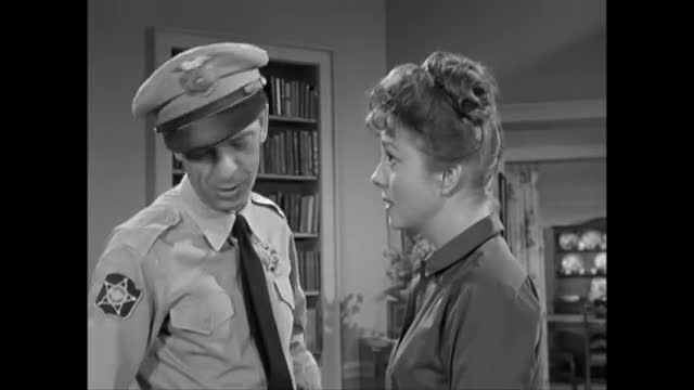 Andy Griffith - 4x9 - A Date For Gomer