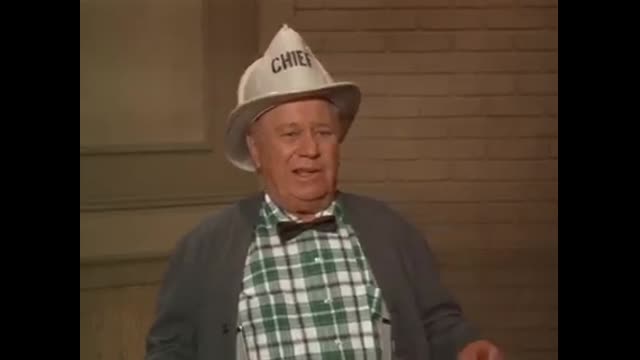 Green Acres - 4x10 - How Hooterville Was Floundered