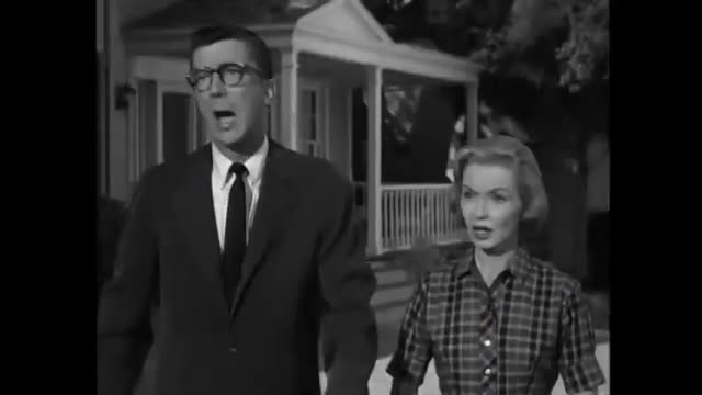 Dennis The Menace - 2x4 - Dennis And The Ham-pher