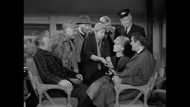 Petticoat Junction - 1x19 - Visit From A Big Star