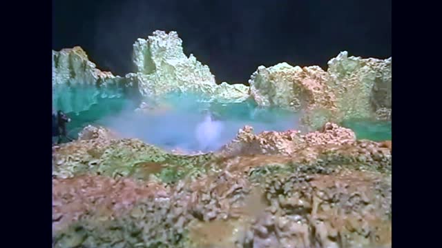 超越自然之美的雕塑：黄石温泉（1）