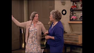 Laverne & Shirley - S1E15 - Mother Knows Worst