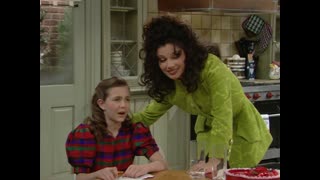 The Nanny - S3E19 - Love Is a Many Blundered Thing