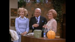 The Mary Tyler Moore Show - S6E11 - Mary Richards Falls in Love