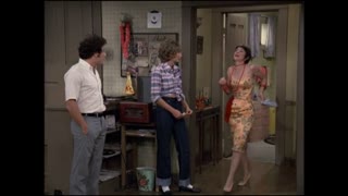 Laverne & Shirley - S4E3 - Playing the Roxy